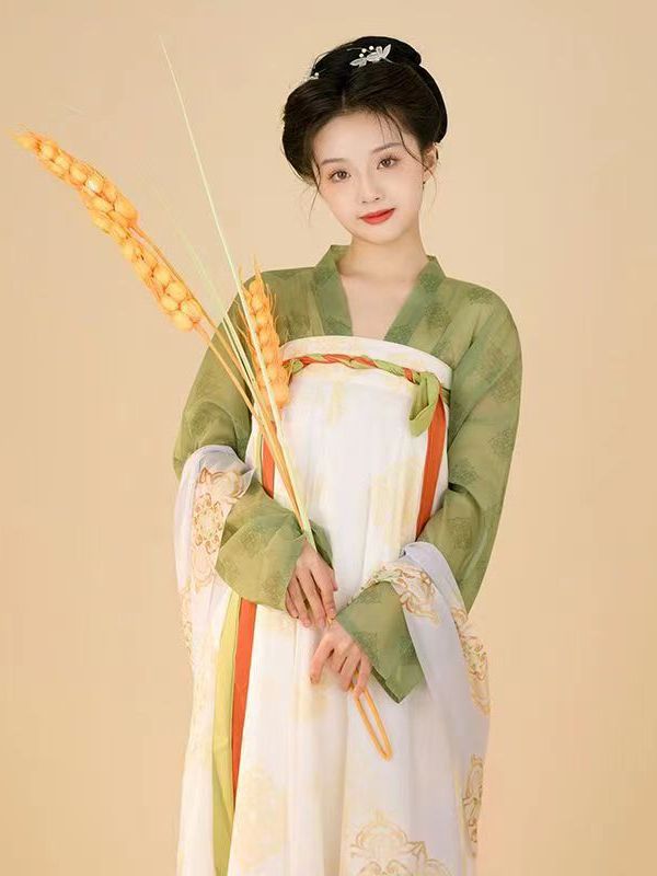 2026新款汉服原创对襟齐胸襦裙印花全套中国风汉元素日常春秋款成