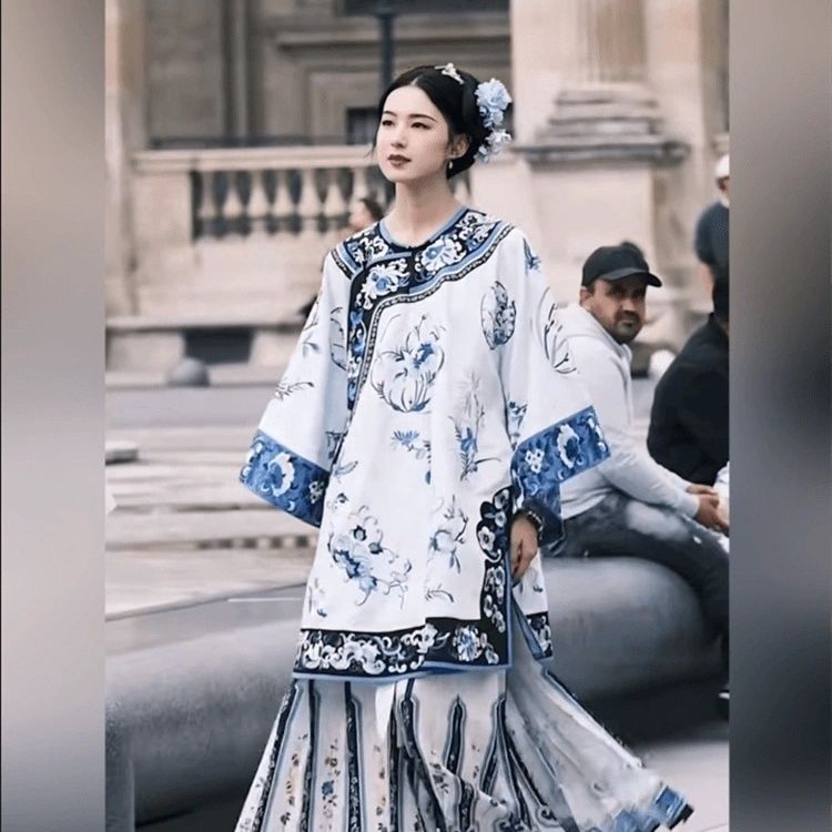 青花瓷刺绣上衣马面裙套装2024新款清古装汉服清朝服装晚清女格格