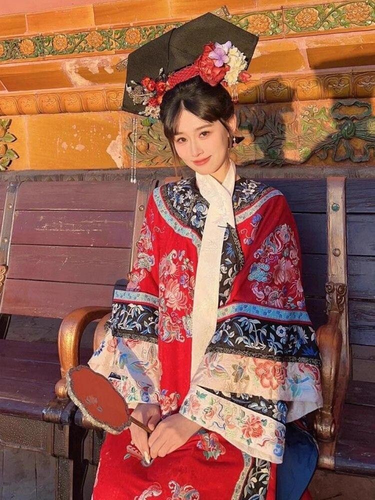 重工女童刺绣女清代紫格服装清朝宫廷风旗装园服旅拍写真摄影服