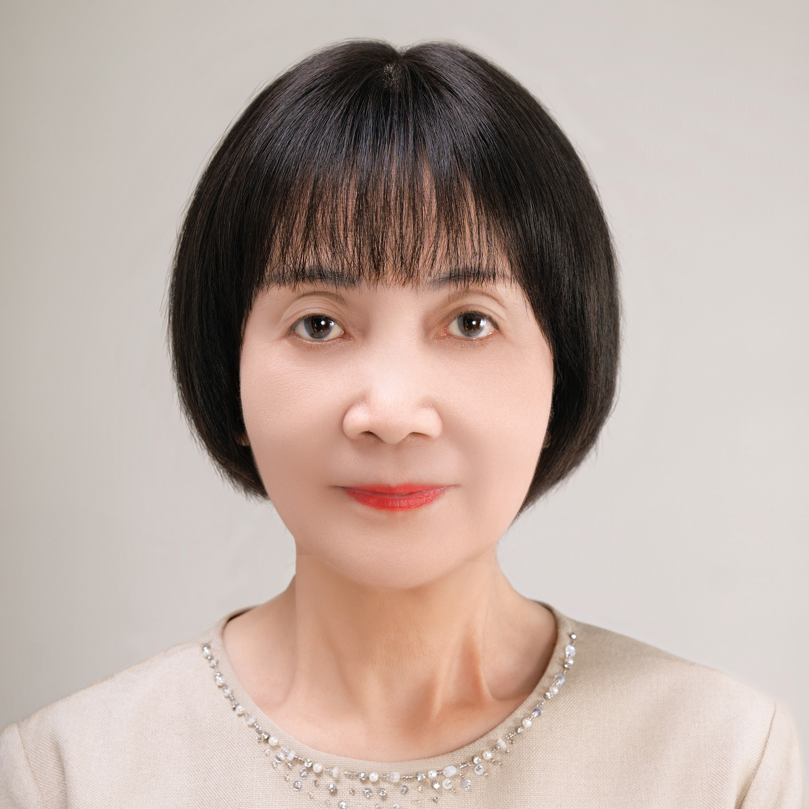 妈妈新款短发波波头真发自然减龄