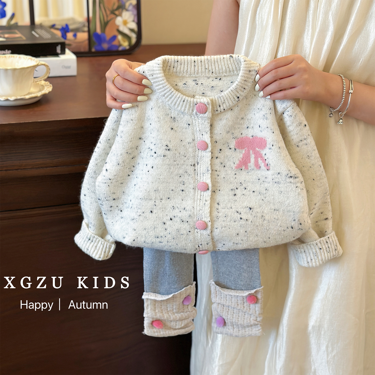 女童针织外套秋冬小女孩柔软上衣
