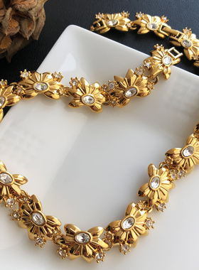 中古法国Nina Ricci NR重工莱茵石镶嵌金色项链不退不换