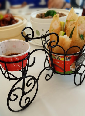 创意薯条小吃拼盘篮黑色仿真摇篮车三轮车酒店托盘