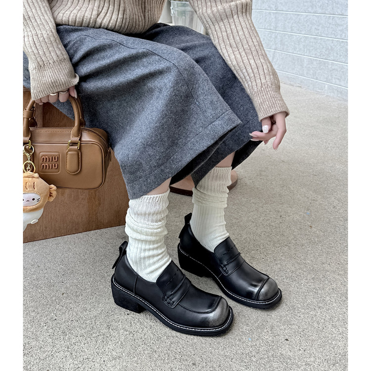 5.5cm法式复古粗跟乐福单鞋