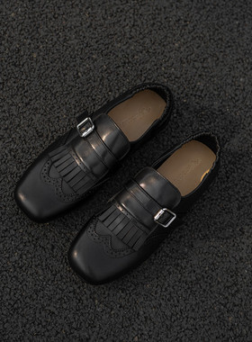 25春新款真皮平底黑色英伦风小皮鞋女平跟方头皮带扣流苏懒人单鞋