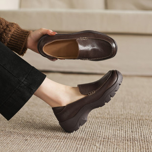 5cm真皮厚底英伦风小皮鞋女坡跟松糕圆头乐福鞋复古棕色懒人单鞋