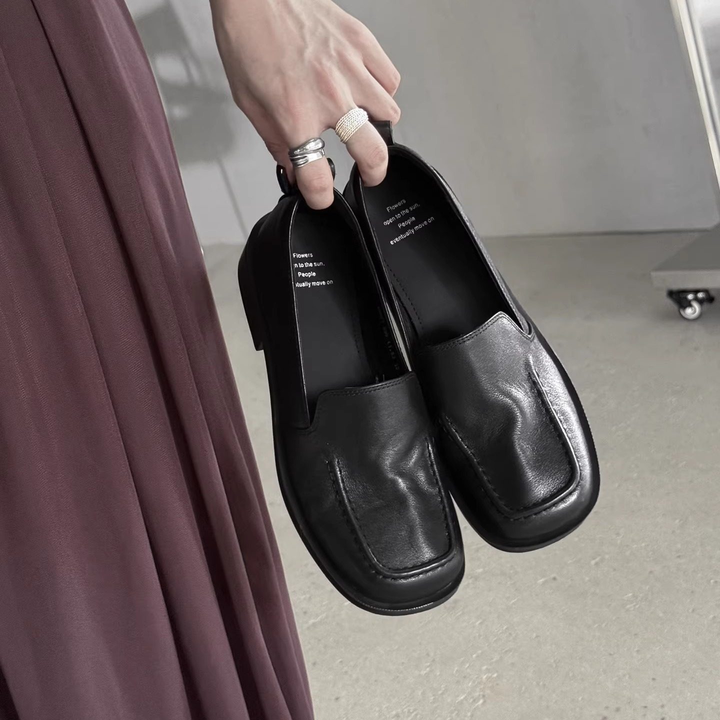 3cm方头低跟真皮复古乐福鞋女粗跟英伦风小皮鞋黑色极简懒人单鞋