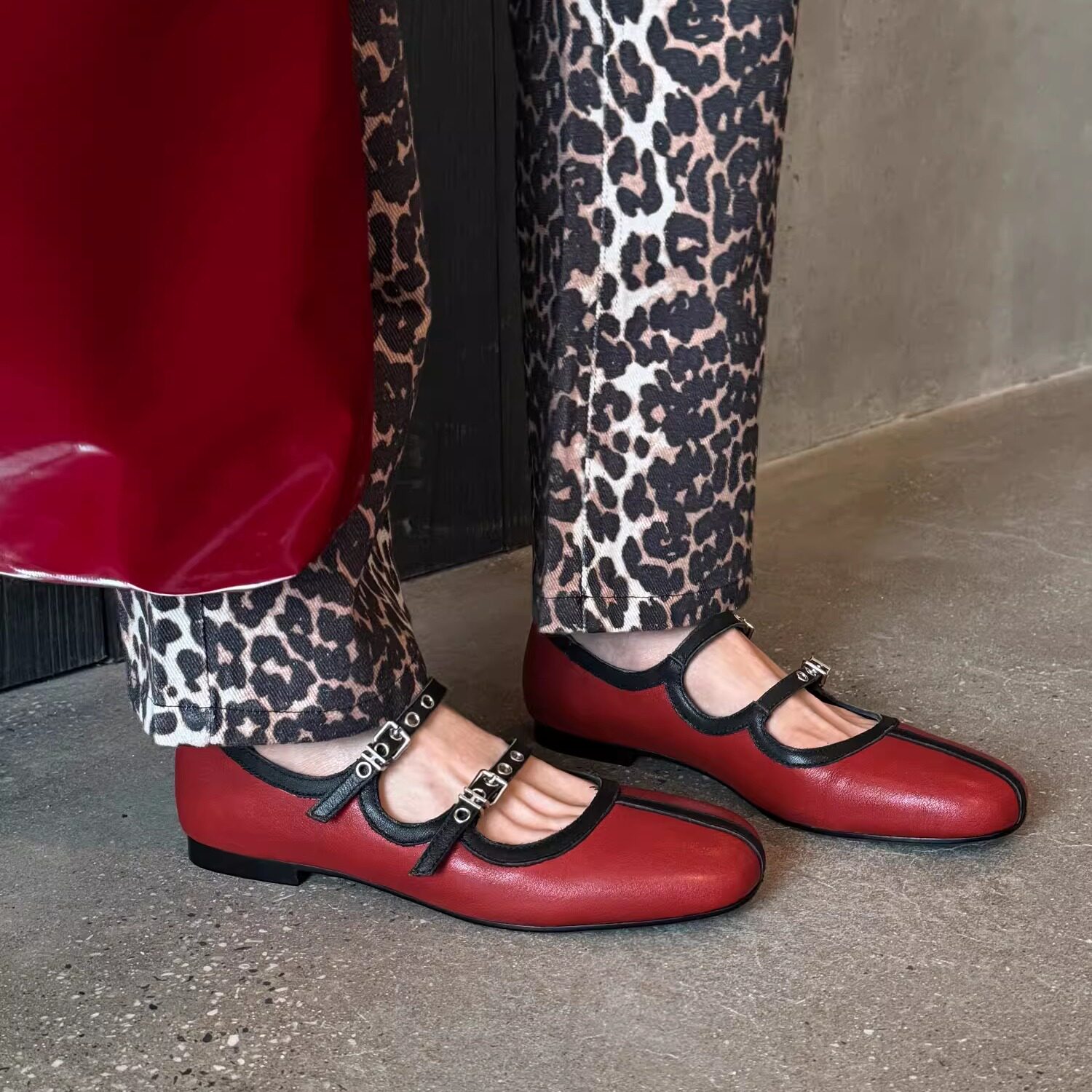 1.1cm真皮平底红色浅口玛丽珍鞋