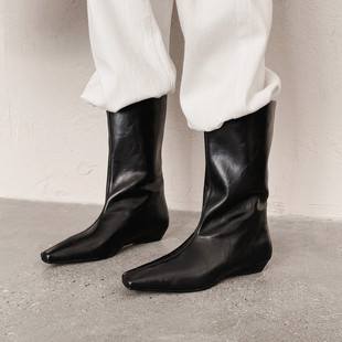 2cm低跟中筒靴2025新款巨好看的靴子正流行早秋配裙子的短靴尖头