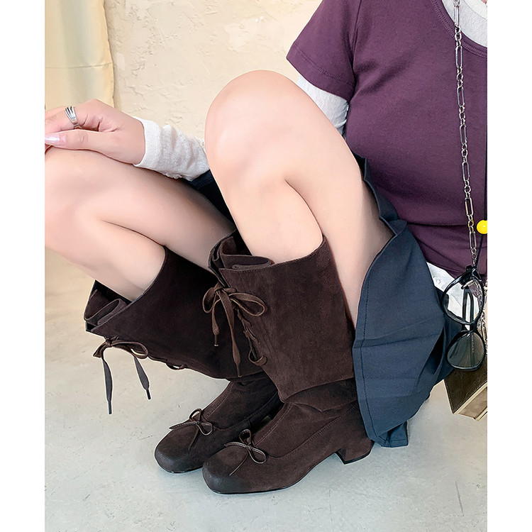 香港小众蝴蝶结方头高筒时装靴女