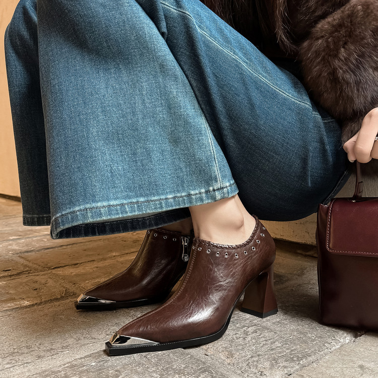 7.5cm牛皮尖头法式气质单鞋