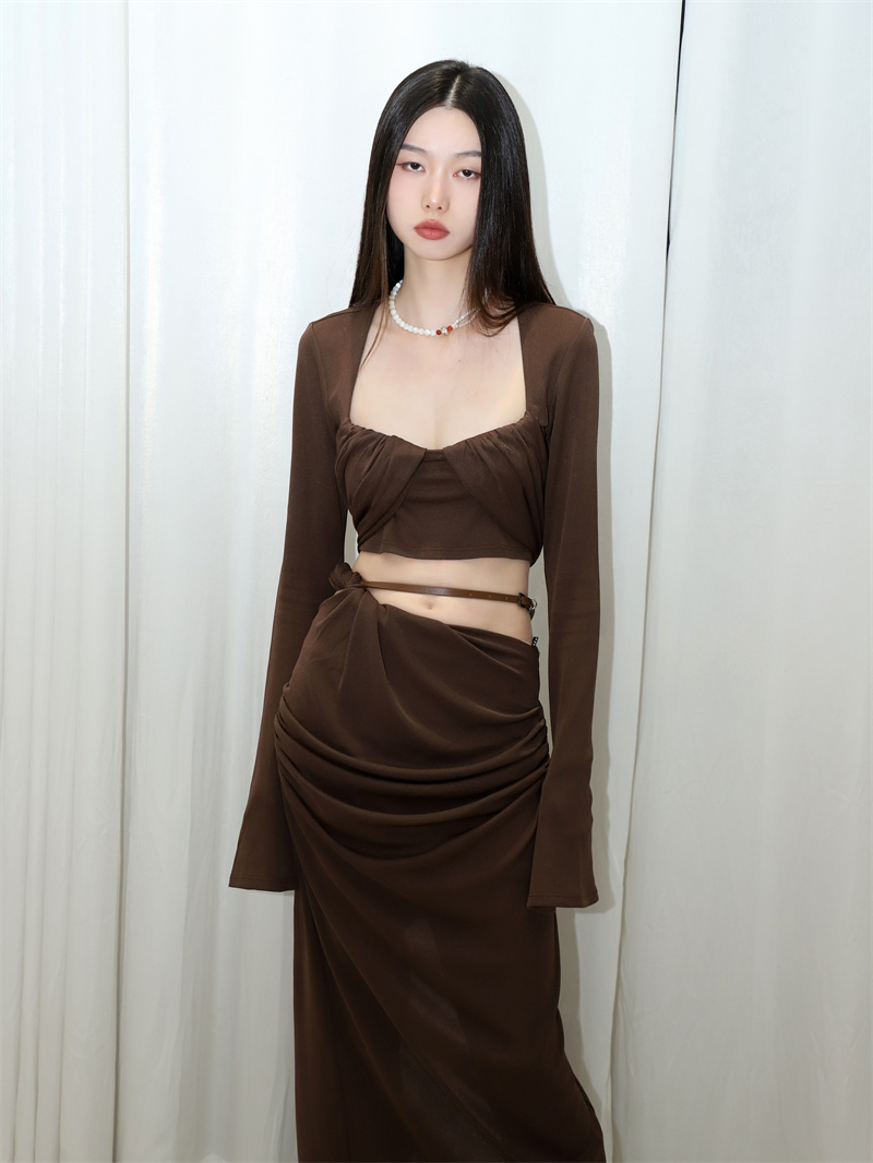 夏装搭配一整套装时尚多巴胺穿搭老钱风度假y2k千禧甜辣妹半裙女