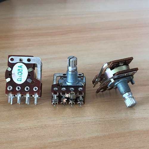 148型 16型双联A50K*2音响音量电位器双排8脚带抽头 花轴轴长15mm