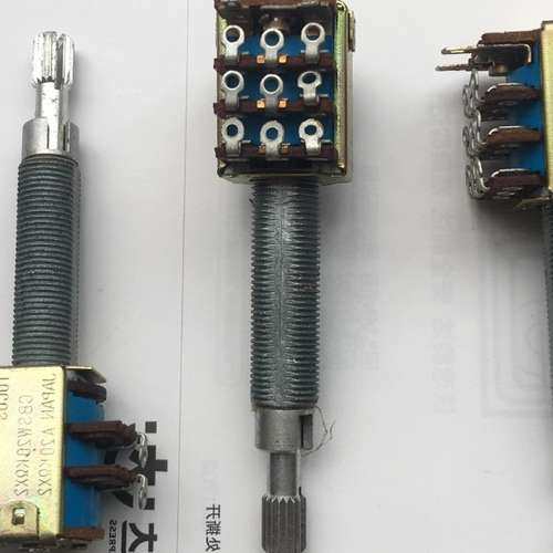 日本 tocos 12型 双联 A20K 加 双联 W20K 带开关 电位器