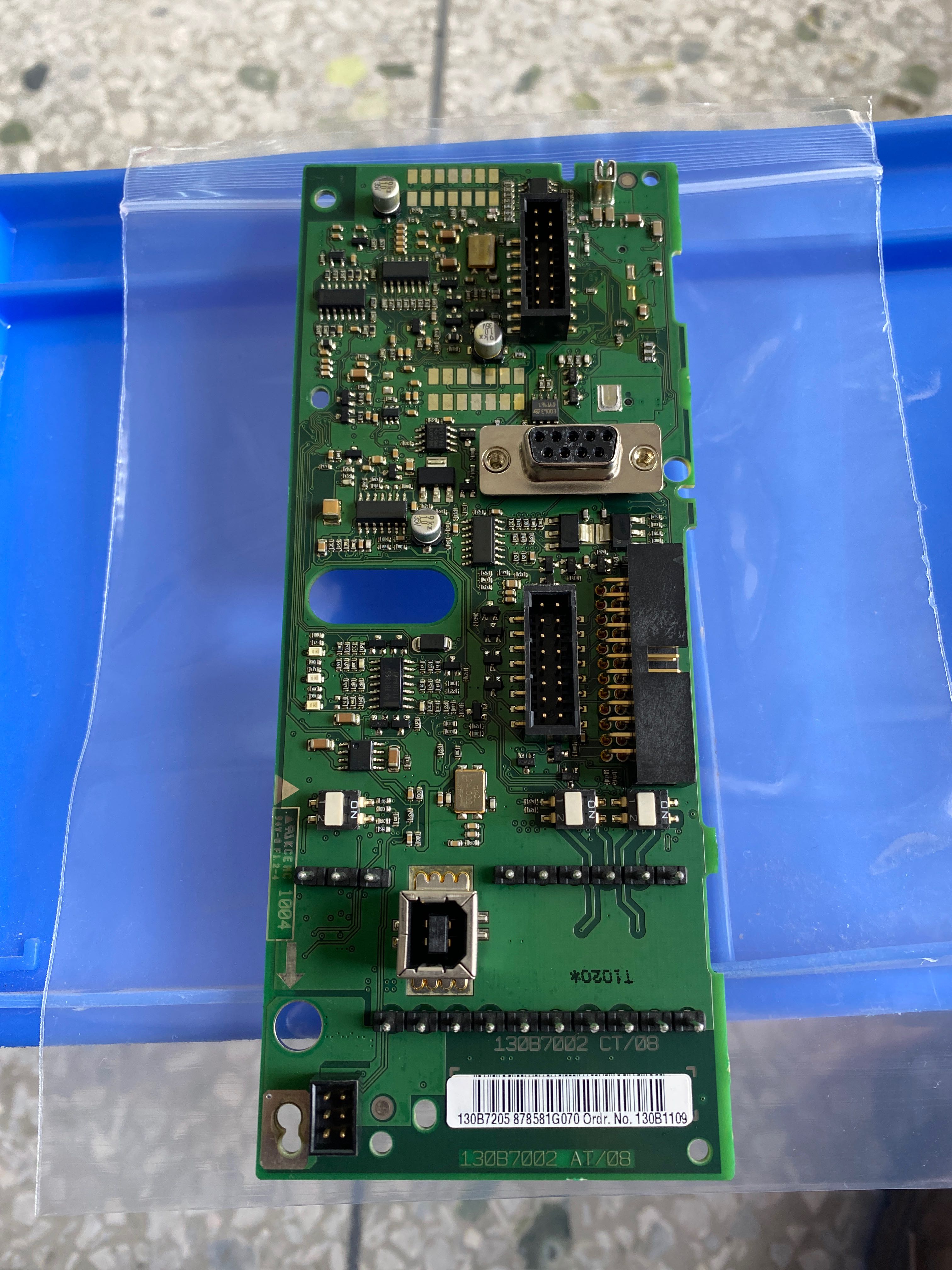 130B7002 AT/08CT/08丹佛斯变频器FC302 130B1109全新控制板主板