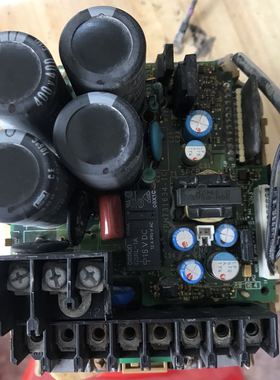 安川变频器V1000 CIMR-VB4A0007BBA 3KW/2.2KW 拆机YPHT31634-1C