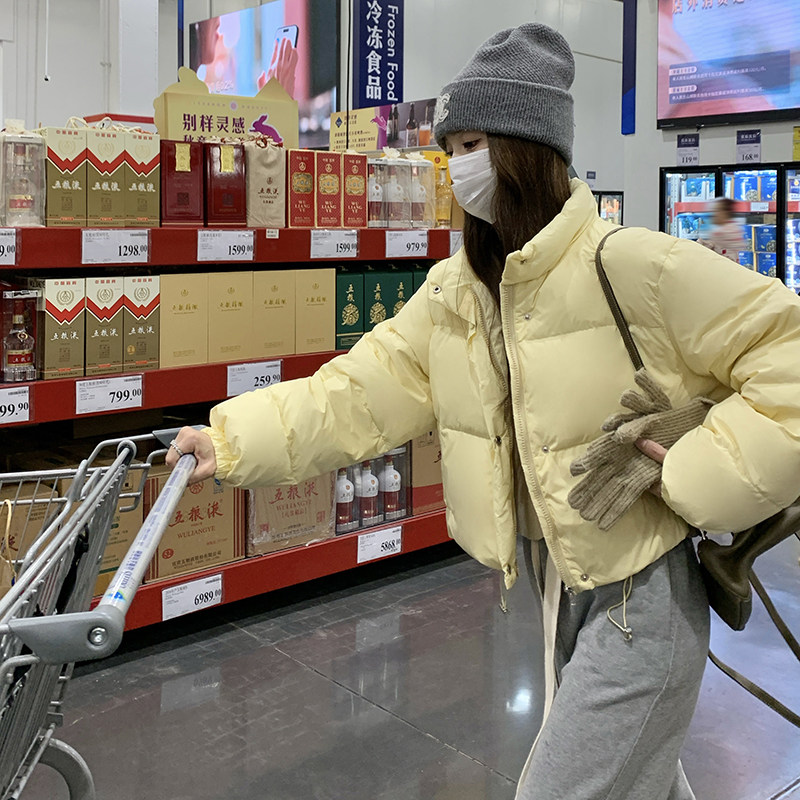 黄色短款羽绒服女2025冬季新款学院风减龄小个子白鸭绒面包服外套图片