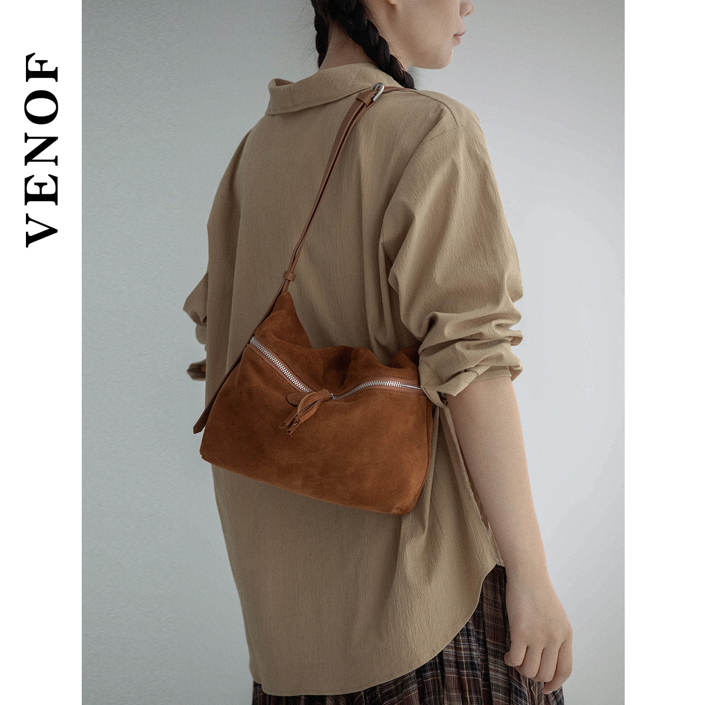 云间褶光 维洛芬磨砂真牛皮单肩包新款上新