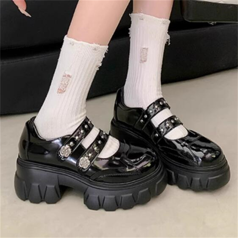 隐形内增高8厘米莱咖坡跟单鞋