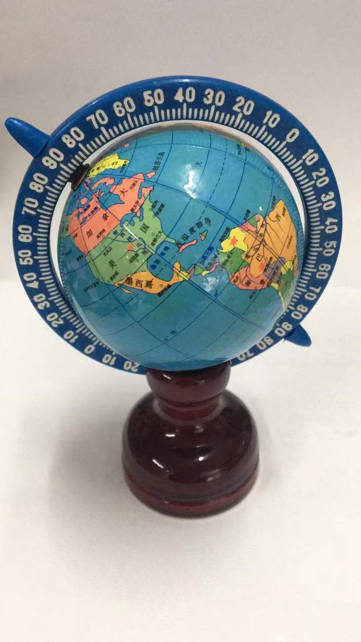 卷笔刀 文具铅笔刀 小学生转笔刀手动笔刨地球仪造型