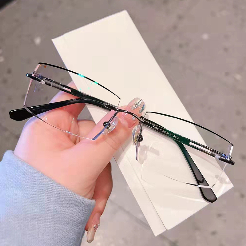 无框眼镜防蓝光变灰色可配度数