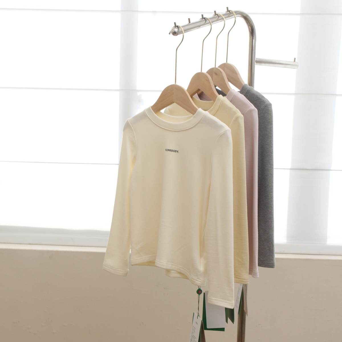 品牌童装亲肤男女通圆领体恤衫秋