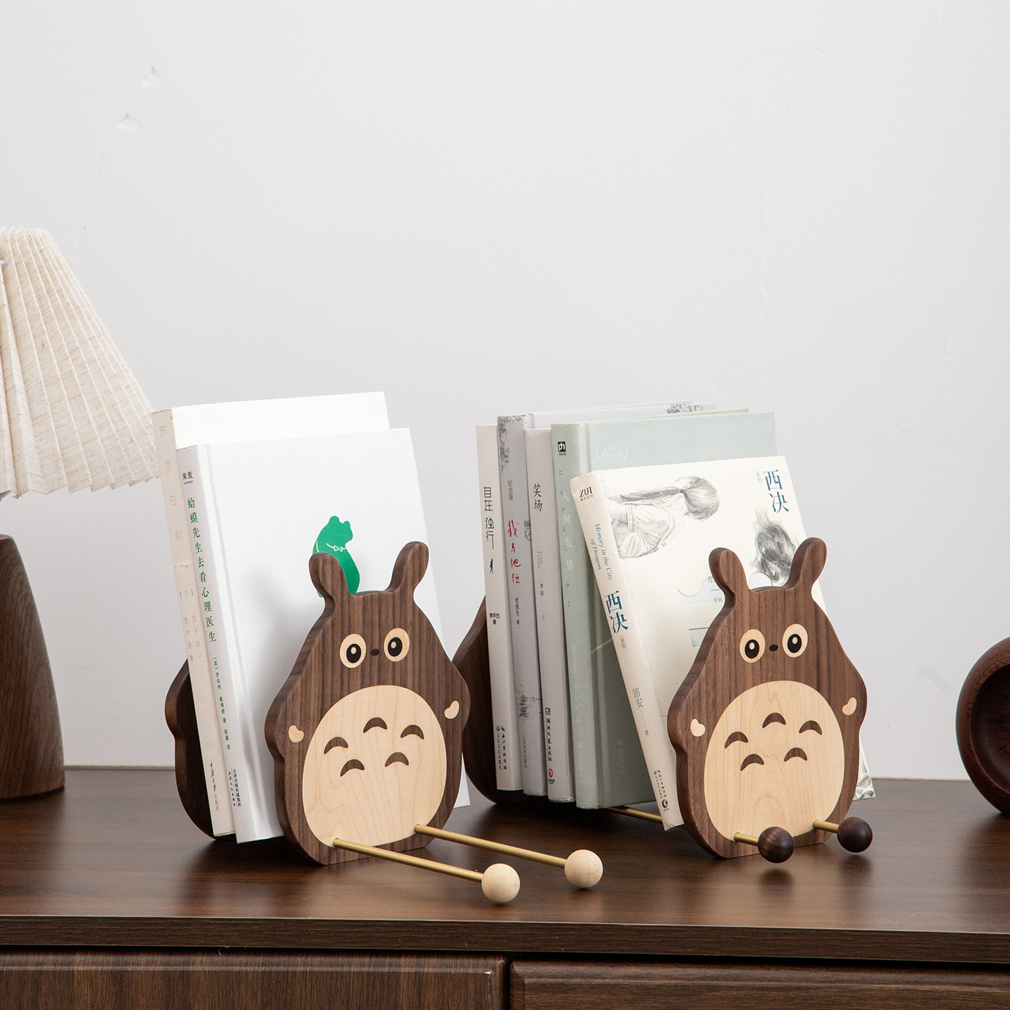 北美黑胡桃实木龙猫书立