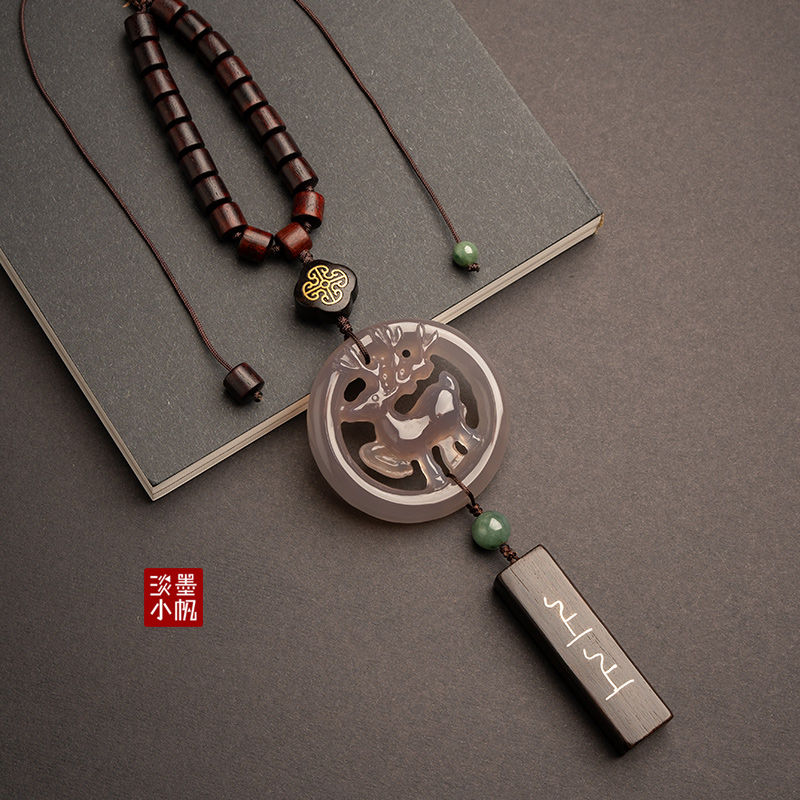 灰玉髓小鹿车挂一路平安