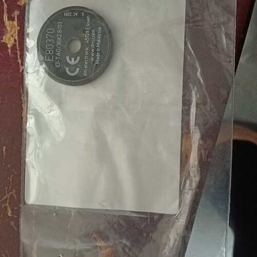 议价E80370易福门电子标签，全新1个，标价50.实物拍摄，1