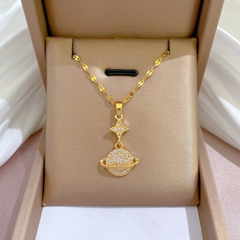 奥特莱斯专柜清仓撤柜捡漏18k金轻奢满钻快乐星球项链女幸运ins网