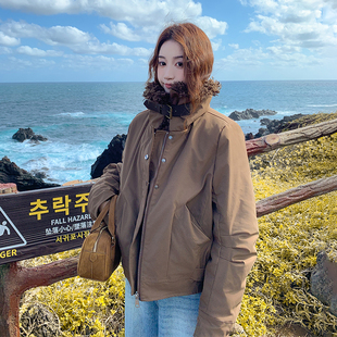 韩版咖色短款羽绒服女2025冬季新款羊羔毛翻领减龄90绒白鸭绒外套