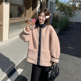 皮毛一体粉色羊羔毛外套女2025年冬季新款韩版宽松加厚短款上衣潮