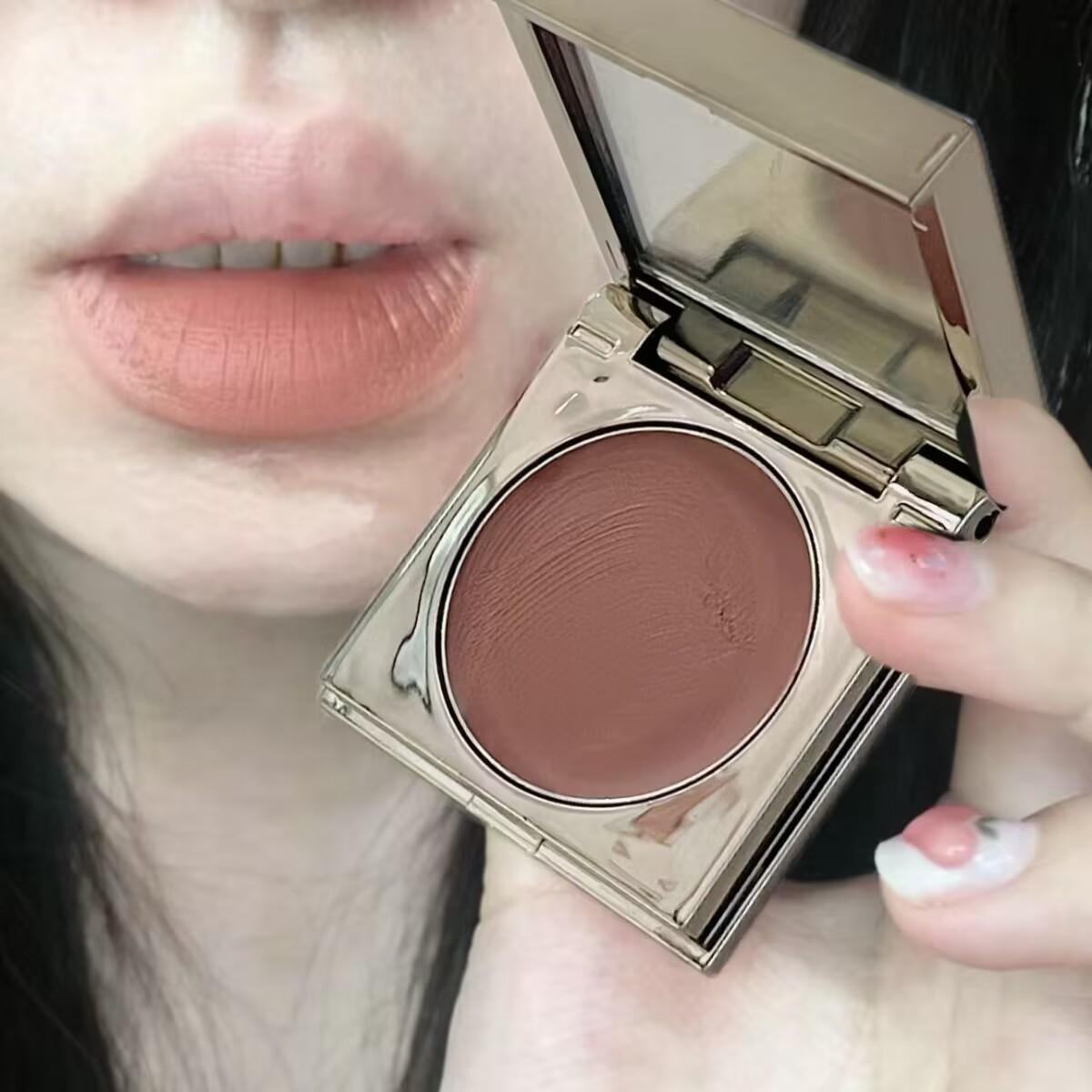 杏仁奶茶色甜心绵绵唇泥日常