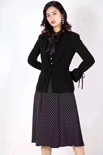 1400221哥黑色西装女外套西装