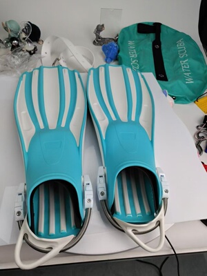 waterscuba四线金刚潜水脚蹼长脚蹼自由潜成人专业水肺蛙鞋可调节