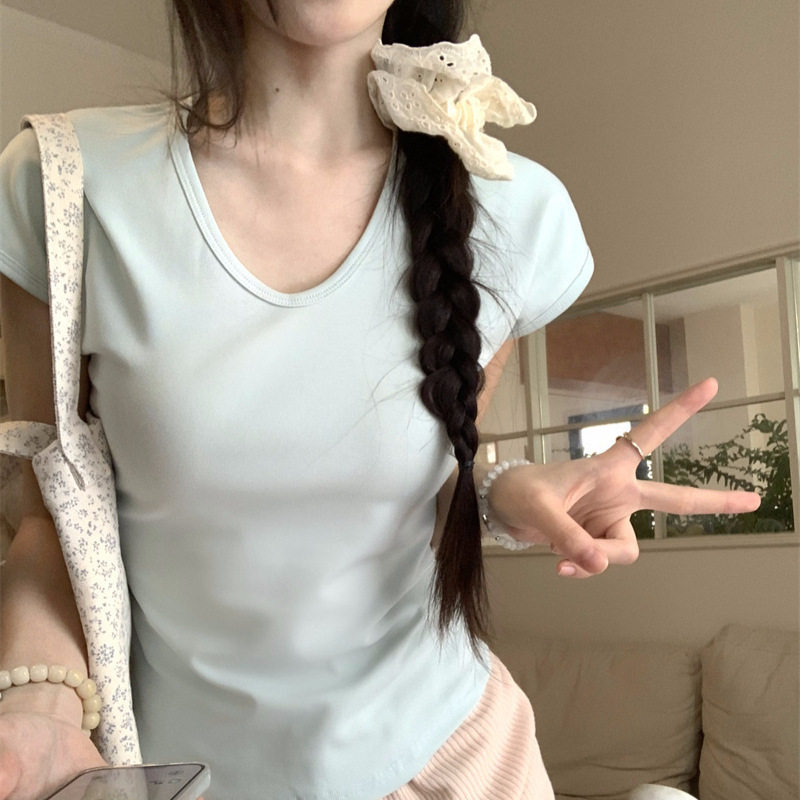 韩系设计感V领短袖T恤女2026夏季新款韩版修身百搭短款学生上衣潮