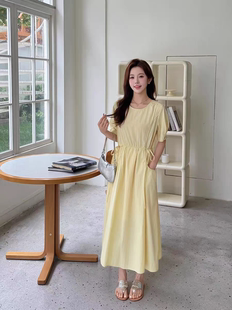 SVLI 2025夏季新款女装黄色连衣裙宽松圆领短袖休闲风收腰显瘦