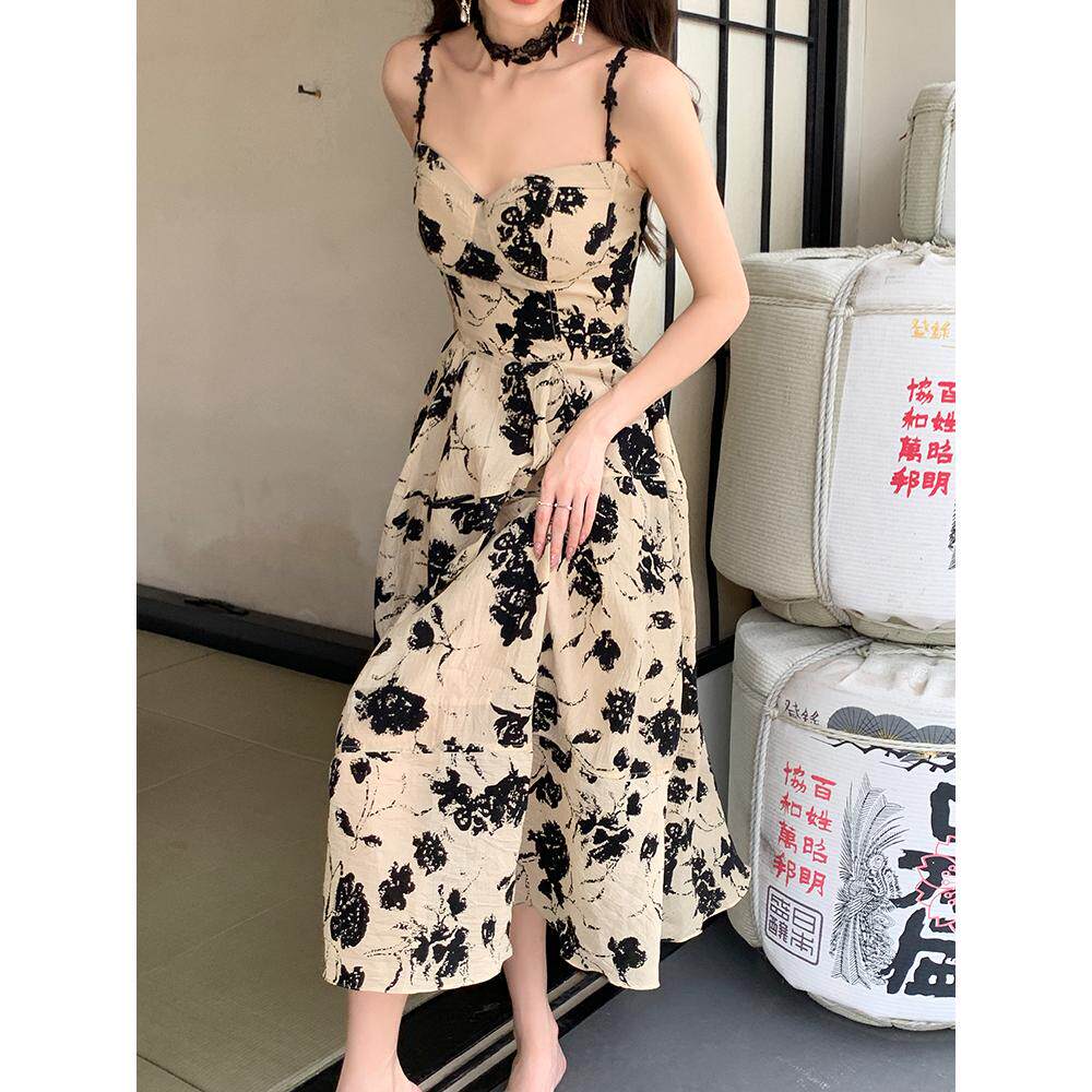 实拍2022夏装新款赫本风复古小众露背印花连衣裙女性感吊带裙子潮
