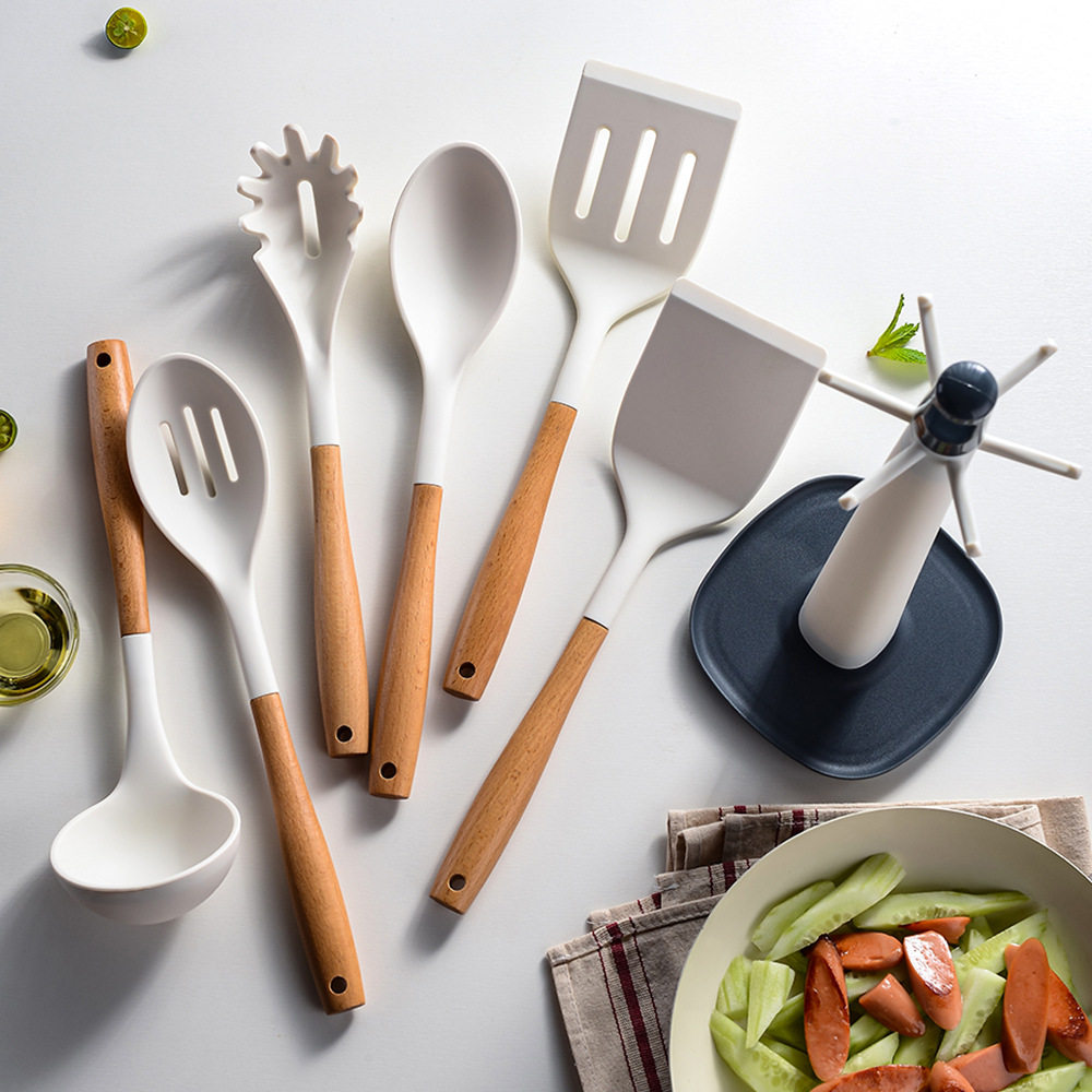 Silicone Kitchen Tools Set with Wooden Handle 7 Pieces Inclu
