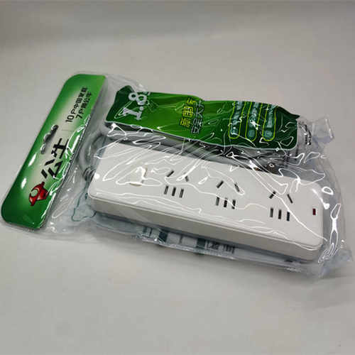 GN-212小白家用插排公牛3孔位