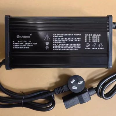 电动四轮车充电器充电机锂电池充电器新能源灌胶工艺24V48V60V72V