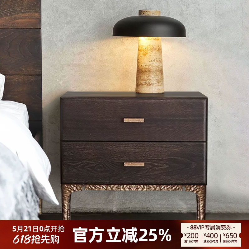 进口北欧表情床头柜全实木小型家用卧室复古轻奢高级感床边储物柜