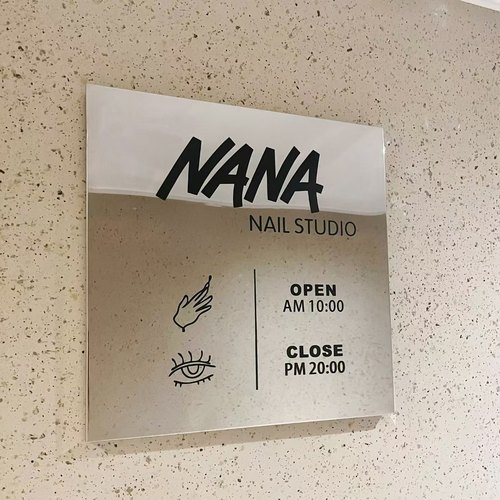 ins店招不锈钢镜面广告牌韩风创意网红拍照打卡门牌服装招牌定制