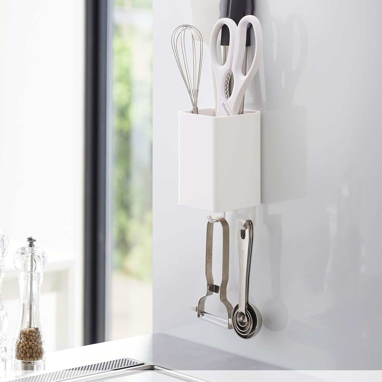 山崎实业Yamazaki日本壁挂式小物分格剪刀文具方形笔筒磁吸收纳盒,收纳整理,壁式收纳盒,淘宝优惠券,粉丝福利购,淘宝优惠卷