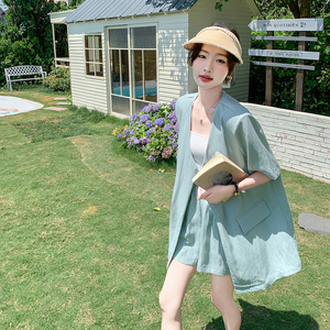 今年流行漂亮短袖西装套装女2025夏季新款韩系简约气质短裤两件套图片