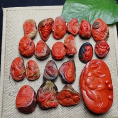 товар из китая 天然包浆料南红玛瑙吊坠 南红铁皮黄皮料小挂饰 手串佛珠小提溜