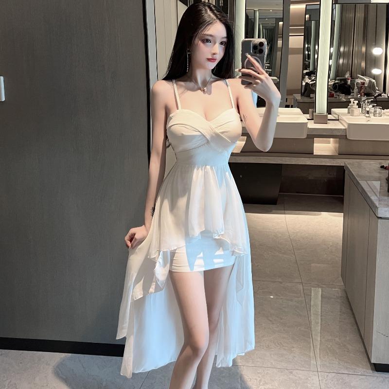夏季新款性感低胸吊带燕尾礼服裙子气质黑色不规则包臀连衣裙女装