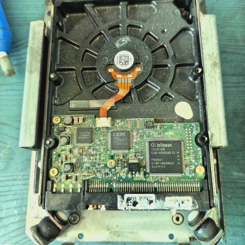 IBM 3.5寸IDE接口机械硬盘，拆机裸盘，PCB板完整，--议价商品图片