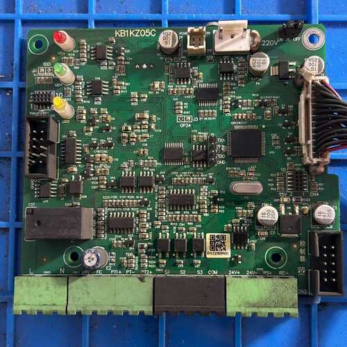 上海中辰SP600T-22KY-4变频器控制板，型号KB1K--议价商品