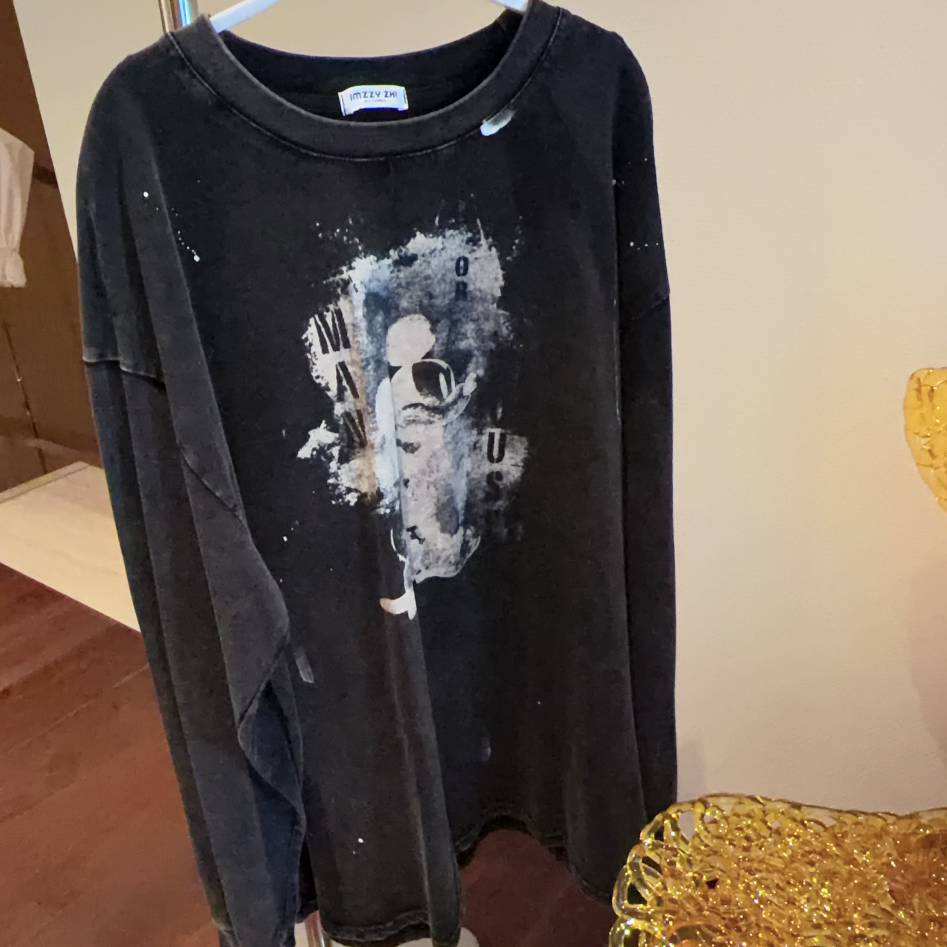 【张静芝】韩国新品~做旧喷漆卡通印花减龄洋气水洗黑灰长袖T恤